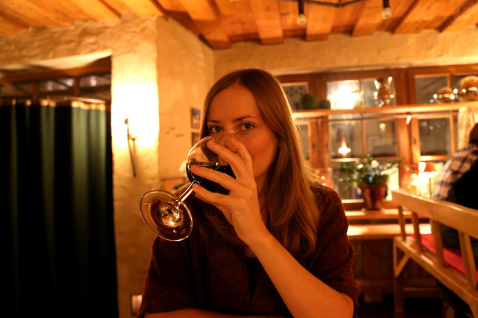 Ich gehe mit meinem Rotwein...