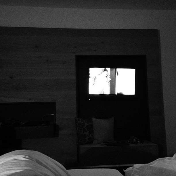 Brav den #Bergdoktor schauen. Ab dem 28.11. schwebe ich immer als fesches Madl durch das Krankenhaus. #instalove #hotel #tegernsee #tv #zdf