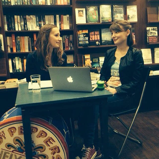 Danke! Für 60 Zuhörer und einen wunderschönen Abend! #lesung #writer #münchen #munich #me #happy #book